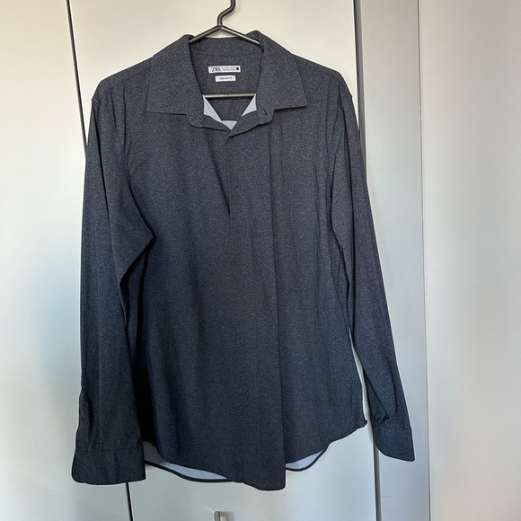 Zara button down - Picture 1 of 3